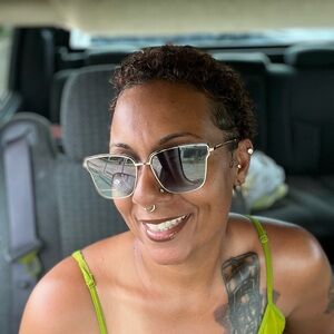 Meet your Posher, Nichole